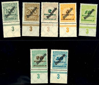 Lot 944